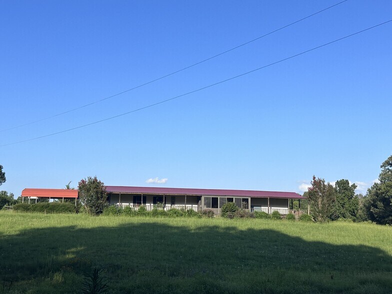2096 FM 21, Pittsburg, TX à vendre - Photo de l’immeuble – Image 3 sur 20
