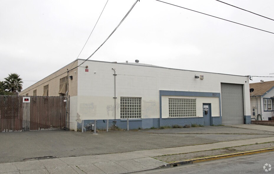 857 Thornton St, San Leandro, CA à louer - Photo de l’immeuble – Image 2 sur 2