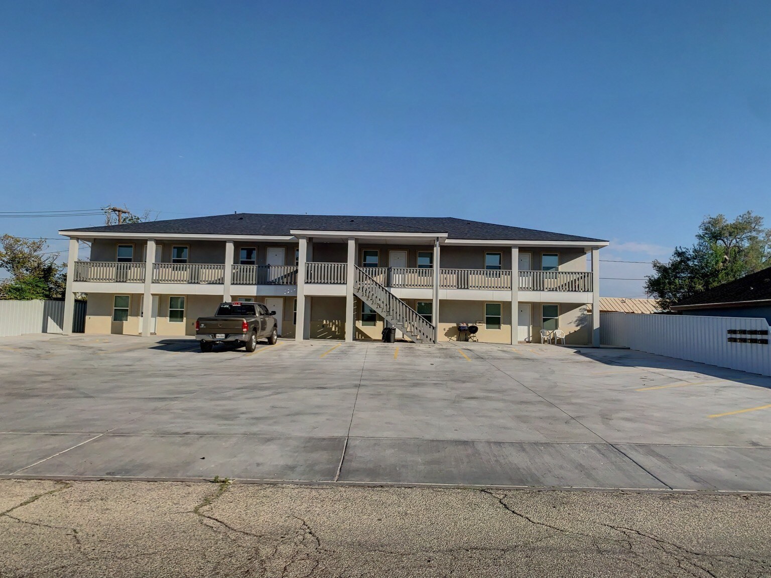 405 W 4th St, Monahans, TX à vendre Photo principale– Image 1 sur 19