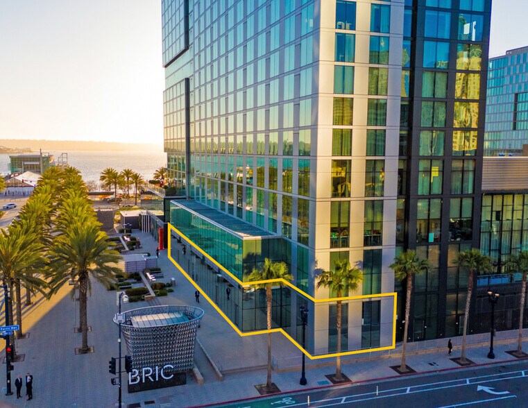 901 Bayfront Ct, San Diego, CA à louer - Photo de l’immeuble – Image 3 sur 17