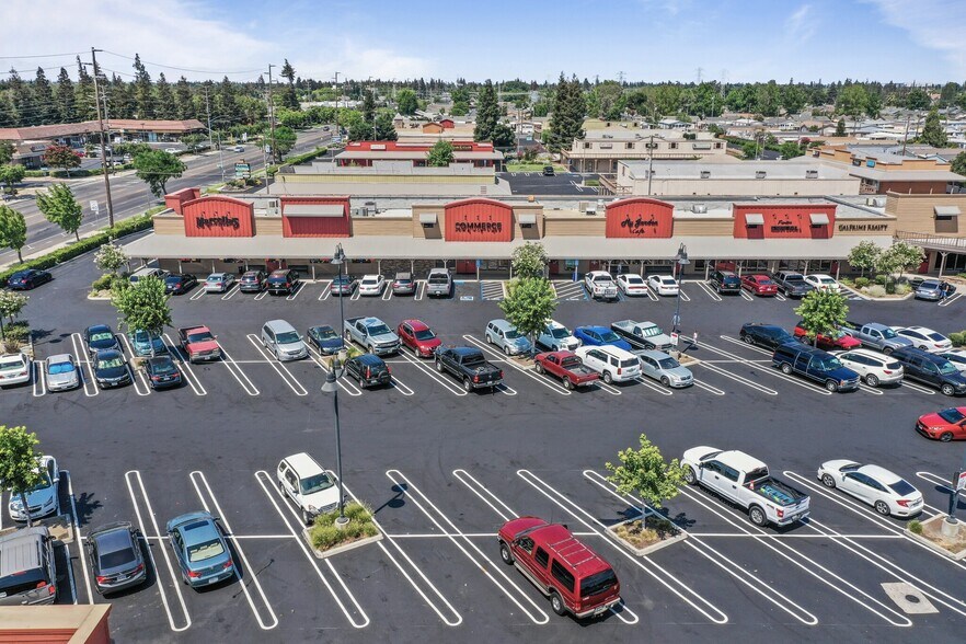 3507 Tully Rd, Modesto, CA à louer - Photo de l’immeuble – Image 3 sur 4