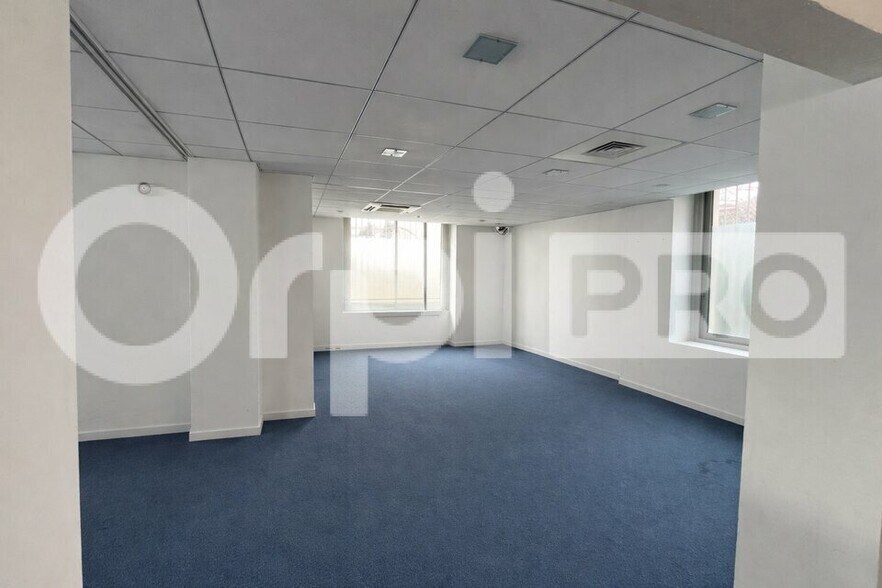 Bureau dans La Rochelle à vendre - Photo intérieure – Image 2 sur 3