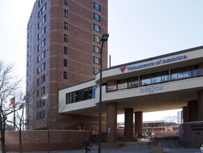 1350 Nicollet Ave, Minneapolis, MN à louer Photo de l’immeuble– Image 1 sur 10