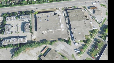 1325 Lawrence Ave E, Toronto, ON - VUE AÉRIENNE  vue de carte