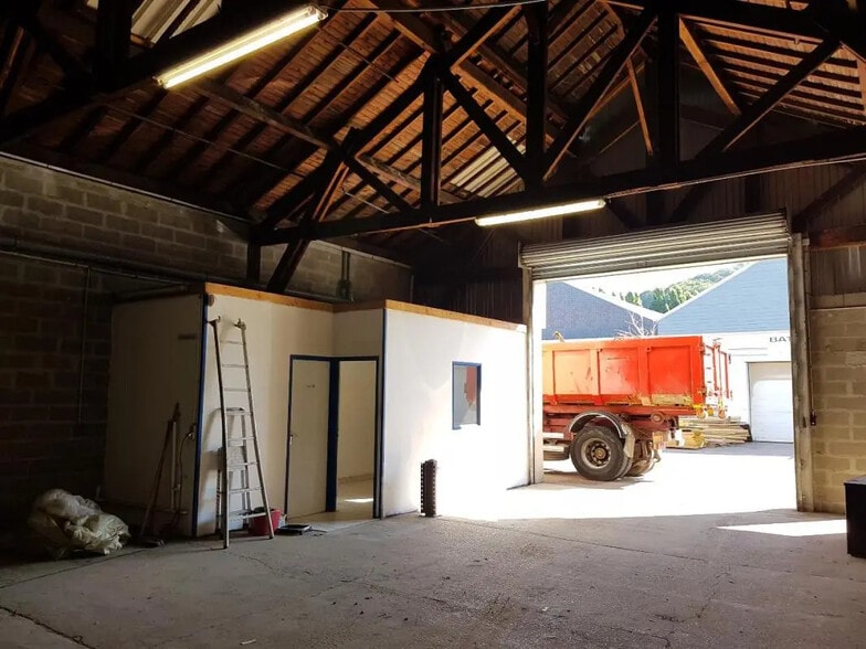 Local d’activités dans Darnétal à louer - Photo intérieure – Image 2 sur 5