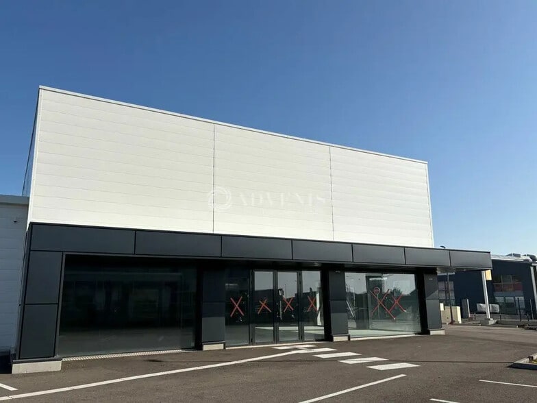 Local d’activités dans Obernai à louer - Photo de l’immeuble – Image 2 sur 6