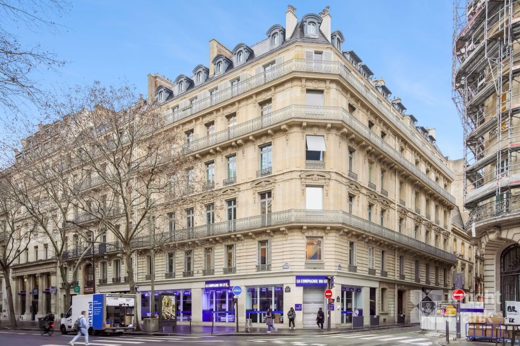 65 Rue D'Anjou, Paris à louer Photo de l’immeuble– Image 1 sur 10