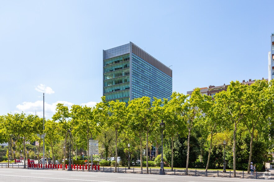 Bureau dans Avinguda Diagonal, 682, Barcelone à louer - Photo de l’immeuble – Image 3 sur 11