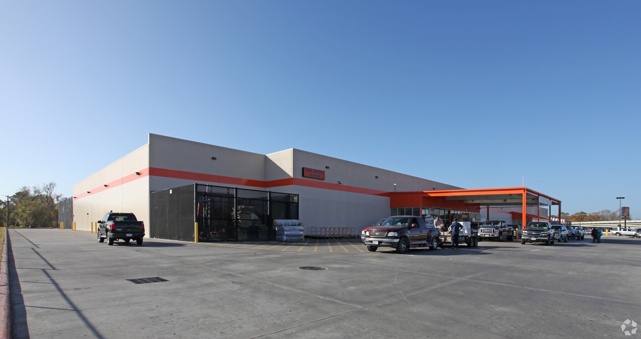 10600-10702 Eastex Fwy, Houston, TX à louer Photo principale– Image 1 sur 8