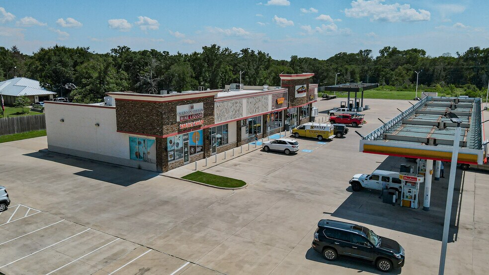 5701 Raymond Stotzer Pky, College Station, TX à louer - Photo de l’immeuble – Image 3 sur 7