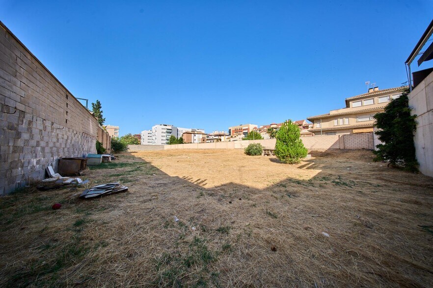 Terrain dans Granada, Granada à vendre - Photo de l’immeuble – Image 2 sur 21