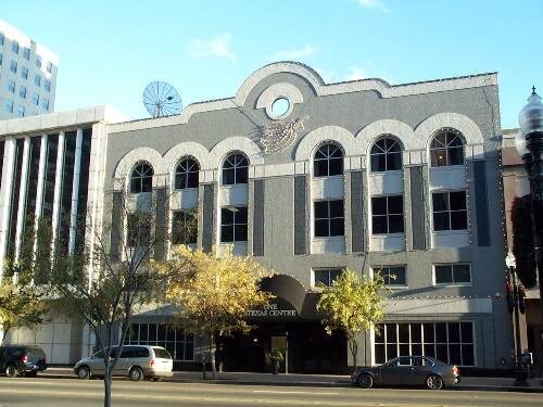 415 Texas St, Shreveport, LA à louer - Photo de l’immeuble – Image 1 sur 7