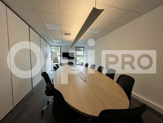 Plus de détails pour Bureau à vendre