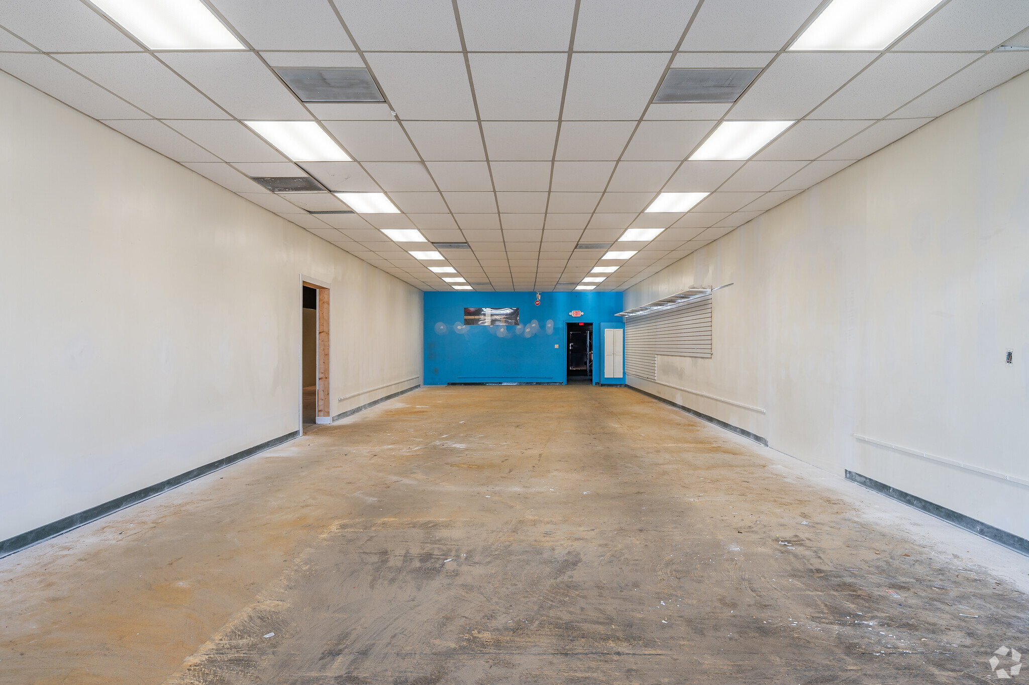 13365 Smith Rd, Middleburg Heights, OH à louer Photo intérieure– Image 1 sur 16