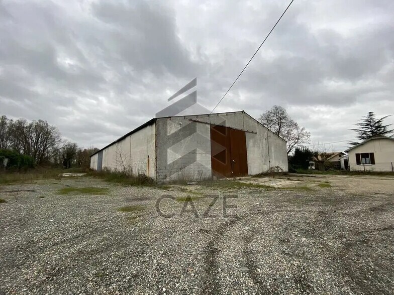 Industriel/Logistique dans Ambarès-et-Lagrave à vendre - Photo de l’immeuble – Image 2 sur 4