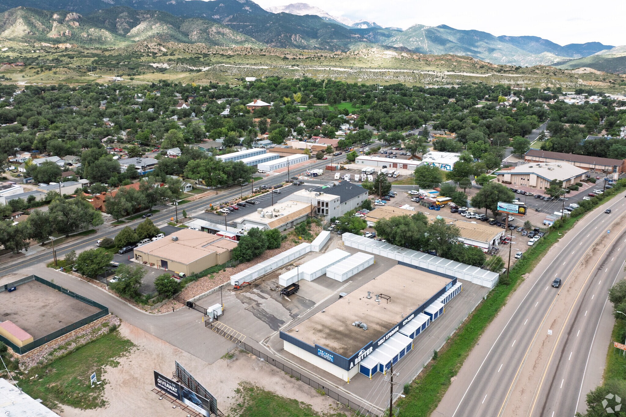 2250-2300 Bott Ave, Colorado Springs, CO à louer Photo principale– Image 1 sur 21