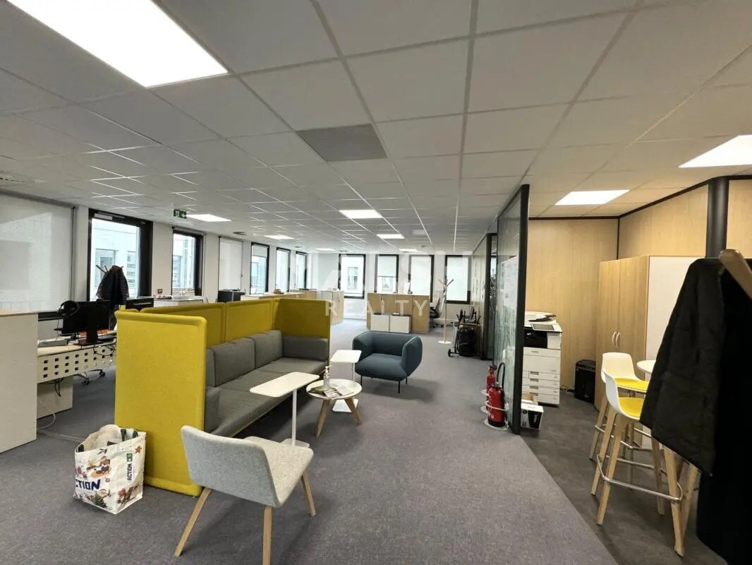 Bureau dans Saint-Étienne à vendre Photo intérieure– Image 1 sur 6