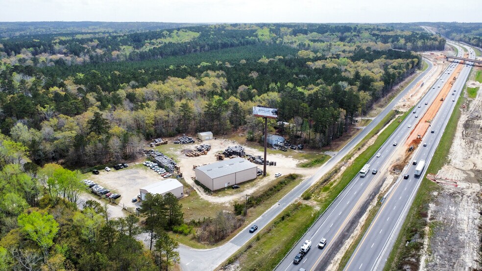 204 Creeks Edge Ln, Swansea, SC à louer - Photo de l’immeuble – Image 3 sur 6