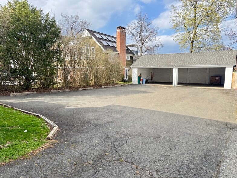 107 Washington St, Morristown, NJ à louer - Photo de l’immeuble – Image 3 sur 9