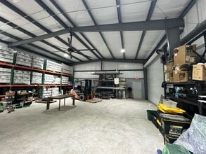 2581 FL-60, Valrico, FL à louer Photo intérieure– Image 2 sur 11
