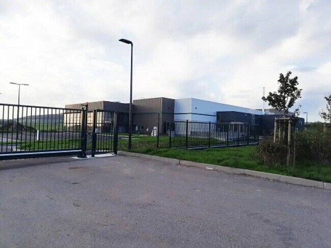 Plus de détails pour Industriel/Logistique à vendre