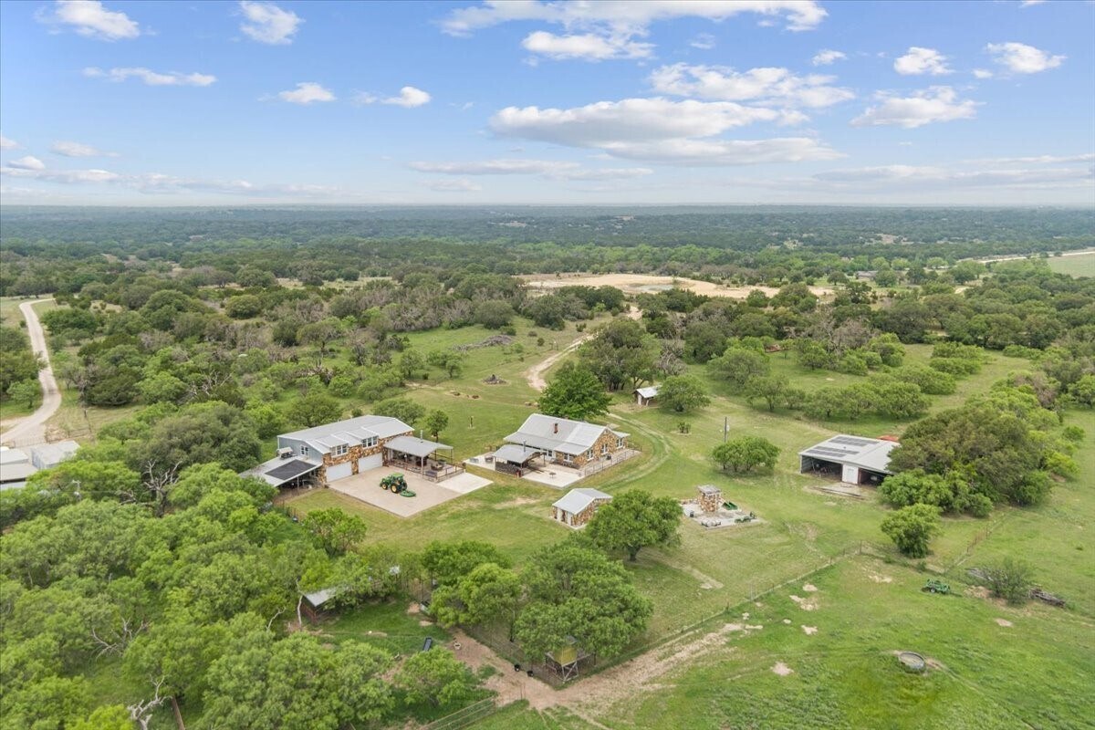 177 County Road 410, Goldthwaite, TX à vendre Photo principale– Image 1 sur 37