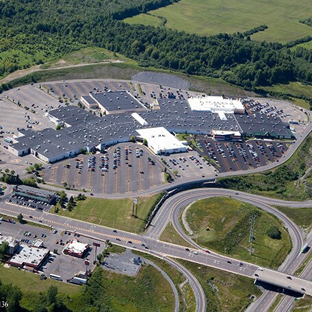 21182 Salmon Run Mall Loop W, Watertown, NY à louer - Photo principale – Image 1 sur 7