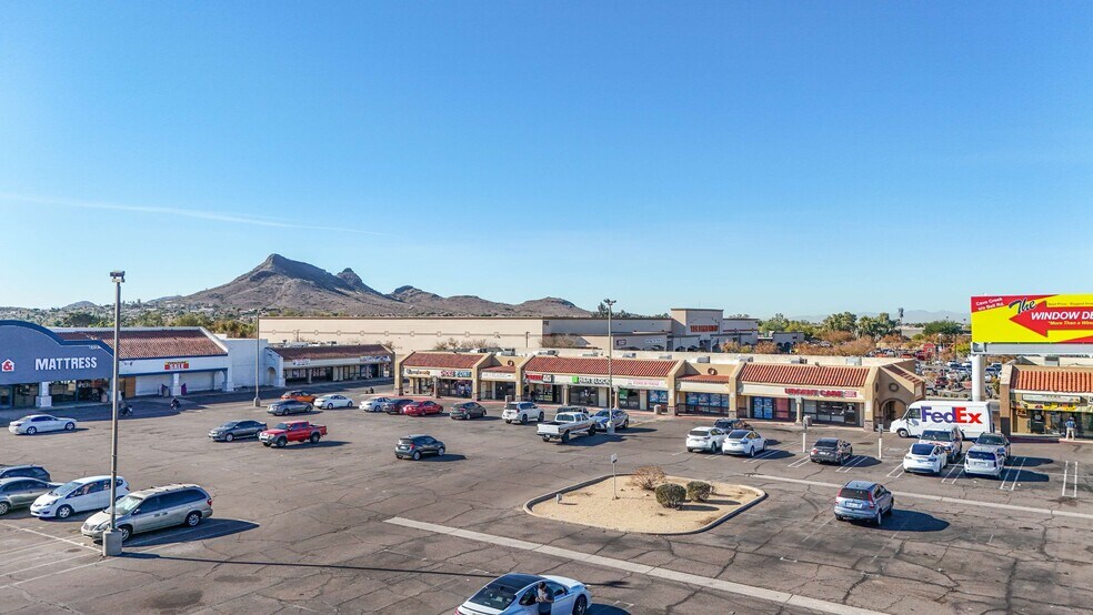 16816 N Cave Creek Rd, Phoenix, AZ à vendre - Photo de l’immeuble – Image 3 sur 9