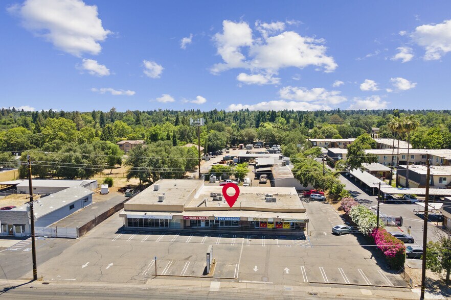 8212-8220 Fair Oaks Blvd, Carmichael, CA à louer - Photo de l’immeuble – Image 2 sur 2