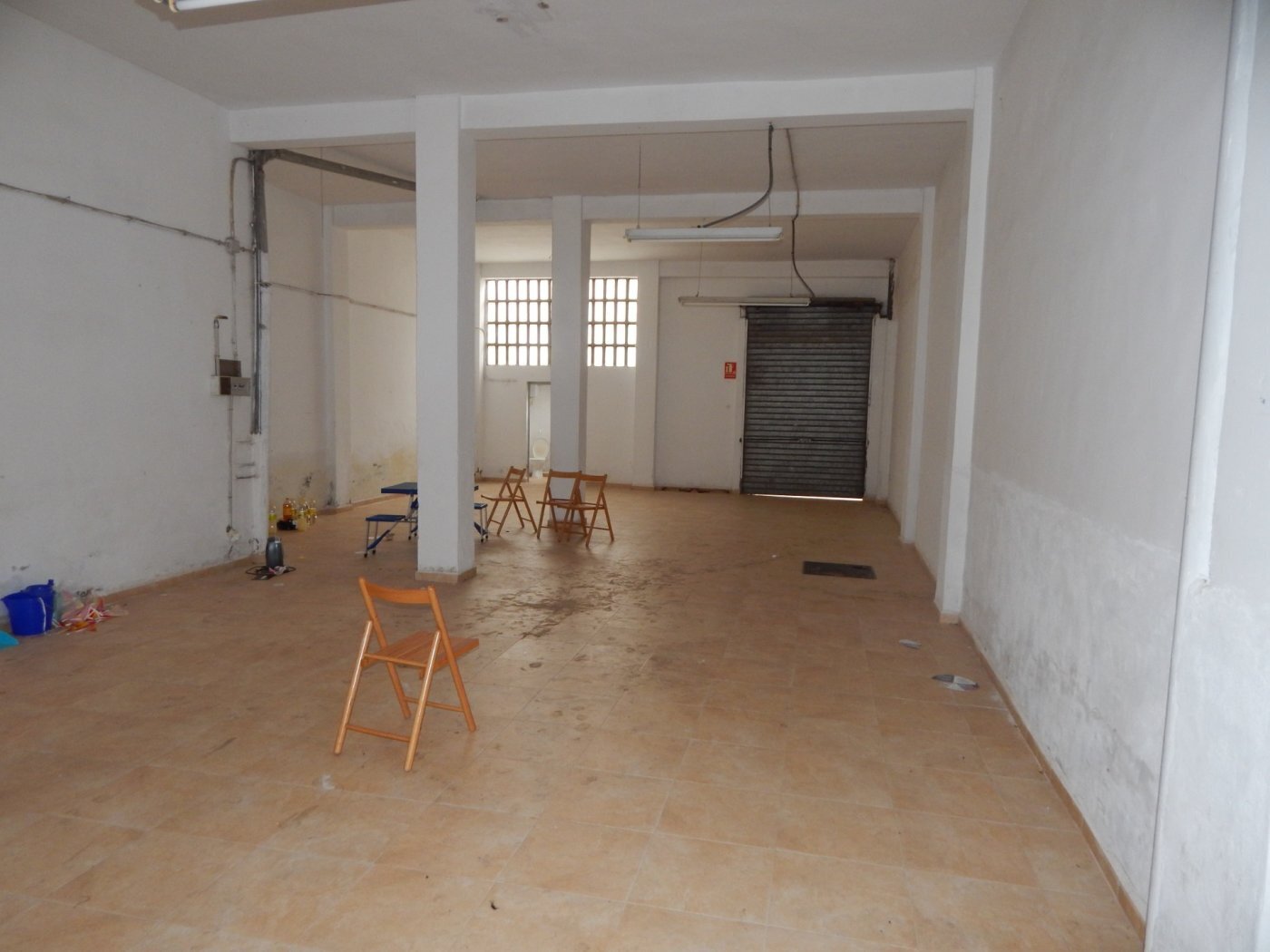 Local commercial dans Ontinyent, Valencia à vendre Photo de l’immeuble– Image 1 sur 3