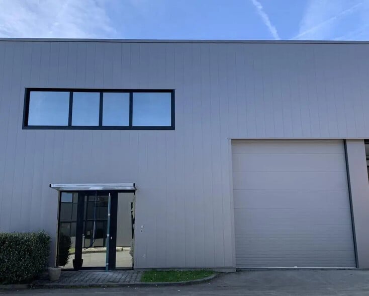 Local d’activités dans Toulouse à louer - Photo de l’immeuble – Image 3 sur 15