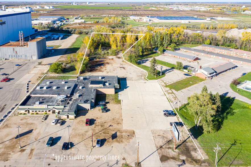 3450 Gateway Dr, Grand Forks, ND à louer - Aérien – Image 2 sur 48