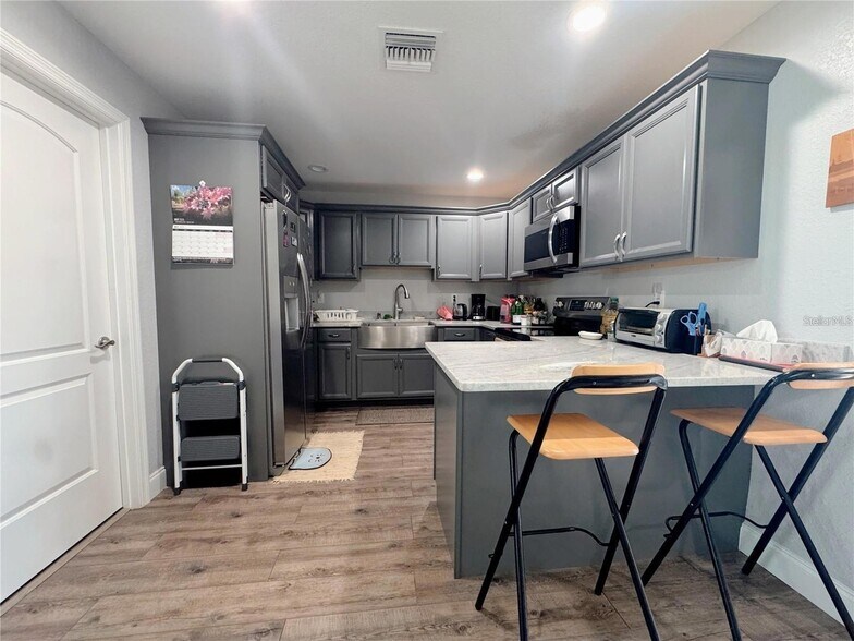 4925 N US Highway 441 portefeuille de 2 biens à vendre sur LoopNet.fr - Photo de l’immeuble – Image 2 sur 19