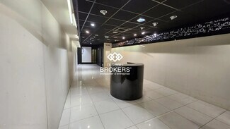 Plus de détails pour Local commercial à louer