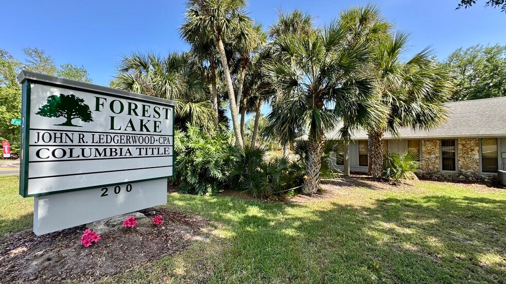 200 Forest Lake Blvd, Daytona Beach, FL à louer - Photo de l’immeuble – Image 3 sur 30