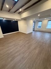 7 E Ridgewood Ave, Ridgewood, NJ à louer Photo intérieure– Image 2 sur 6