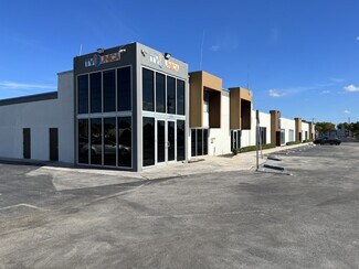 Plus de détails pour 5701-5731 NW 74th Ave, Miami, FL - Bureau, Bureau/Local commercial à louer