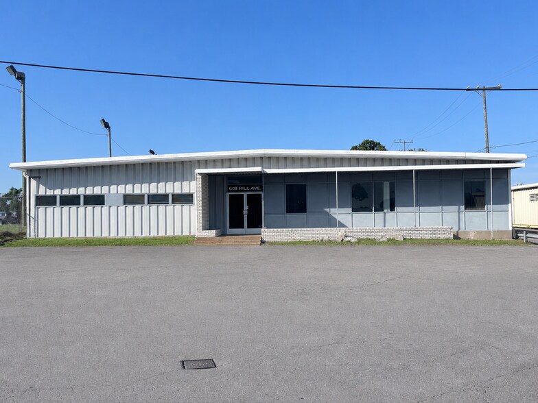 603 Hill Ave, Nashville, TN à louer - Photo de l’immeuble – Image 1 sur 10