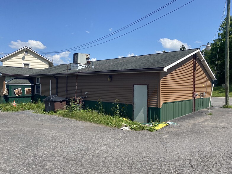 99 Rochester Street, Port Byron, NY à vendre - Photo de l’immeuble – Image 3 sur 5