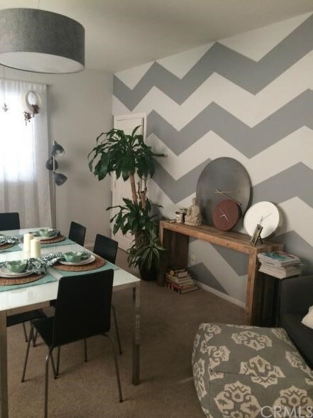 1816 S La Brea Ave, Los Angeles, CA à vendre - Photo intérieure – Image 3 sur 13