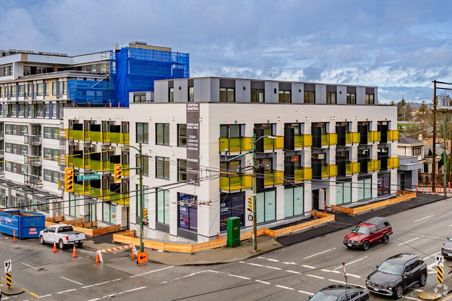 2525 Renfrew St, Vancouver, BC à louer - Photo principale – Image 1 sur 2