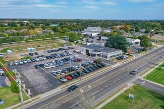 Plus de détails pour 729 County Road 39A, Southampton, NY - Local commercial à vendre