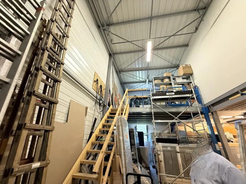 Local d’activités dans Saint-Avé à louer - Photo intérieure – Image 3 sur 6