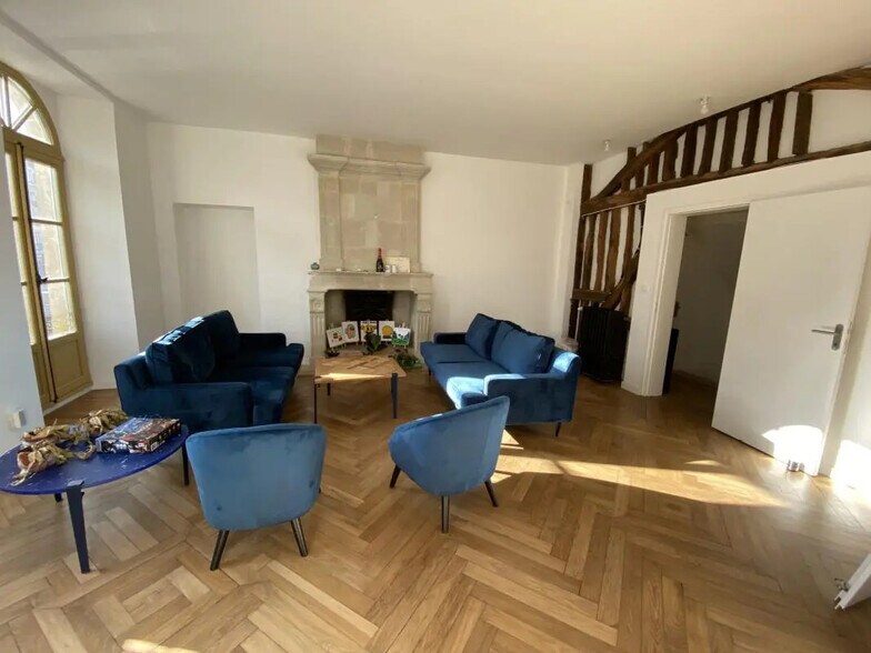 Bureau dans Rennes à louer - Photo de l’immeuble – Image 3 sur 12