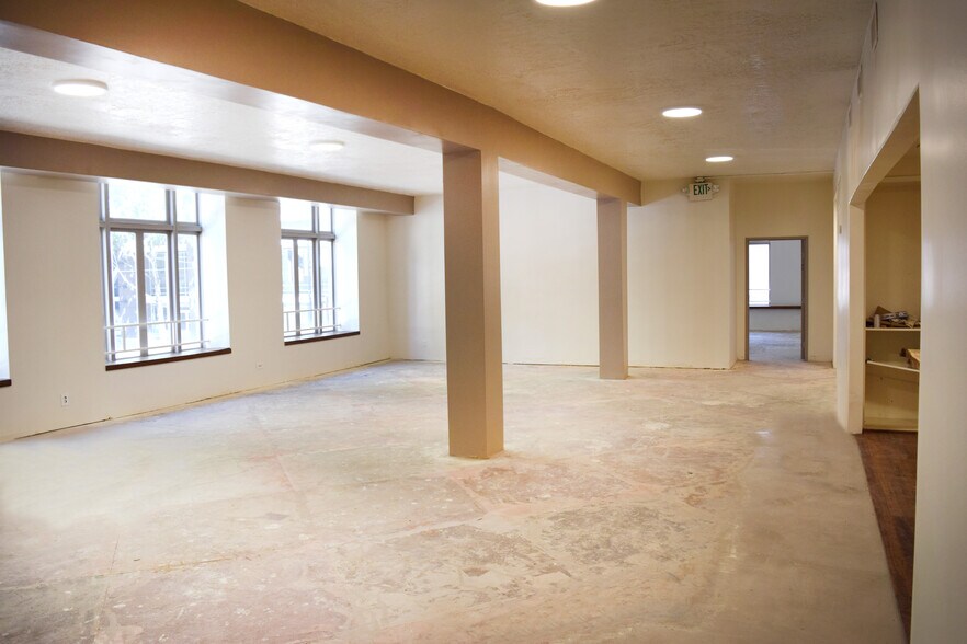 316 SW 11th Ave, Portland, OR à louer - Photo intérieure – Image 2 sur 20