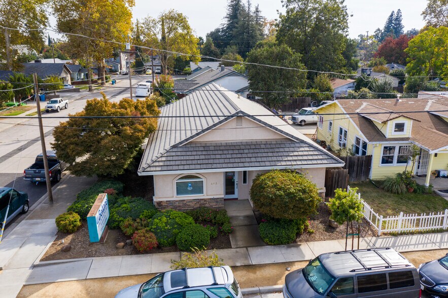 642 Bridge St, Yuba City, CA à louer - Photo de l’immeuble – Image 1 sur 7