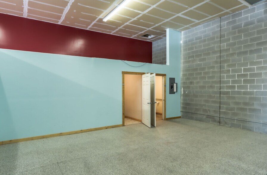296 S State St, La Verkin, UT à louer - Photo de l’immeuble – Image 2 sur 19