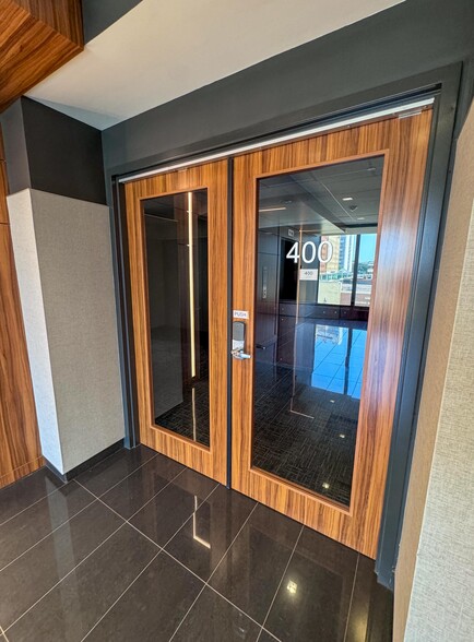 206 S Broadway, Rochester, MN à louer - Photo de l’immeuble – Image 3 sur 58