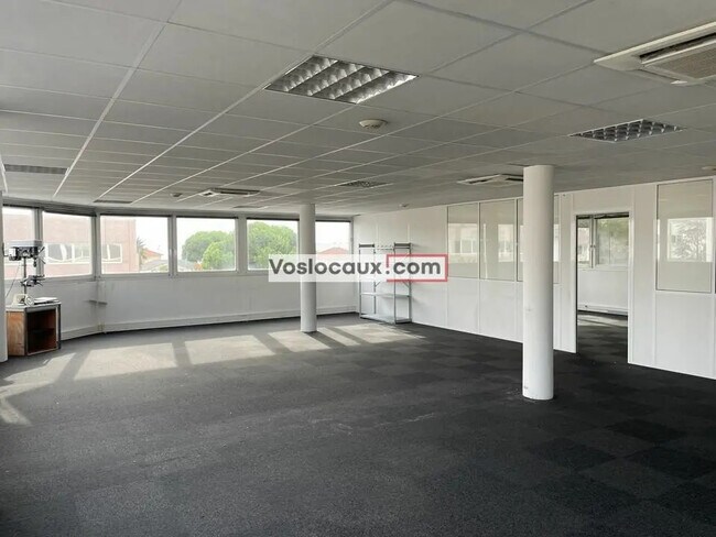 Plus de détails pour Bureau à louer
