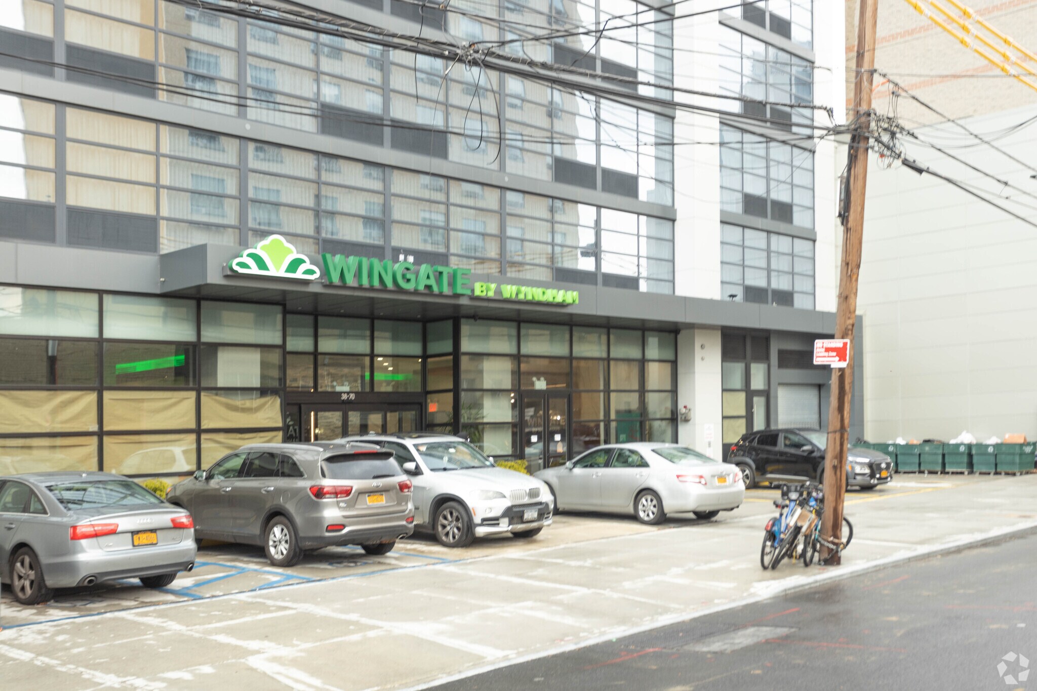 38-70 12th St, Long Island City, NY à vendre Photo de l’immeuble– Image 1 sur 3